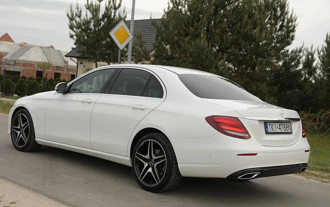 Mercedes-Benz Klasa E cena 176900 przebieg: 86000, rok produkcji 2020 z Daleszyce małe 596